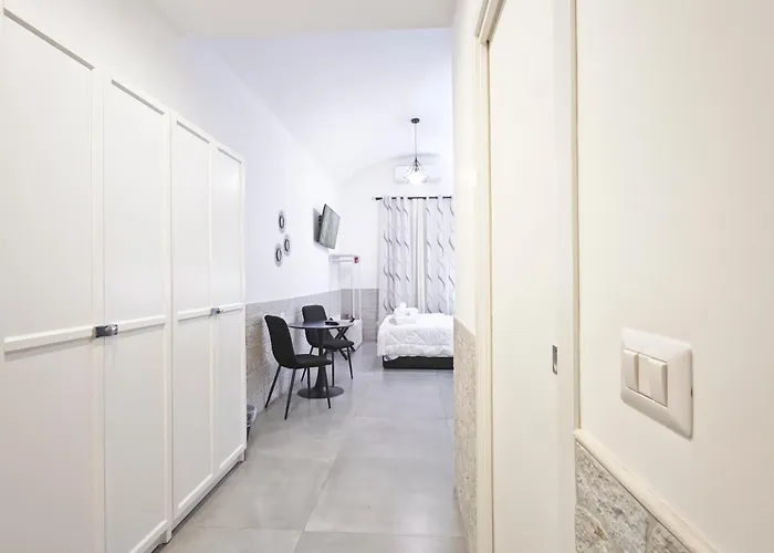 Bed & Breakfast Giglio Rosso Bari